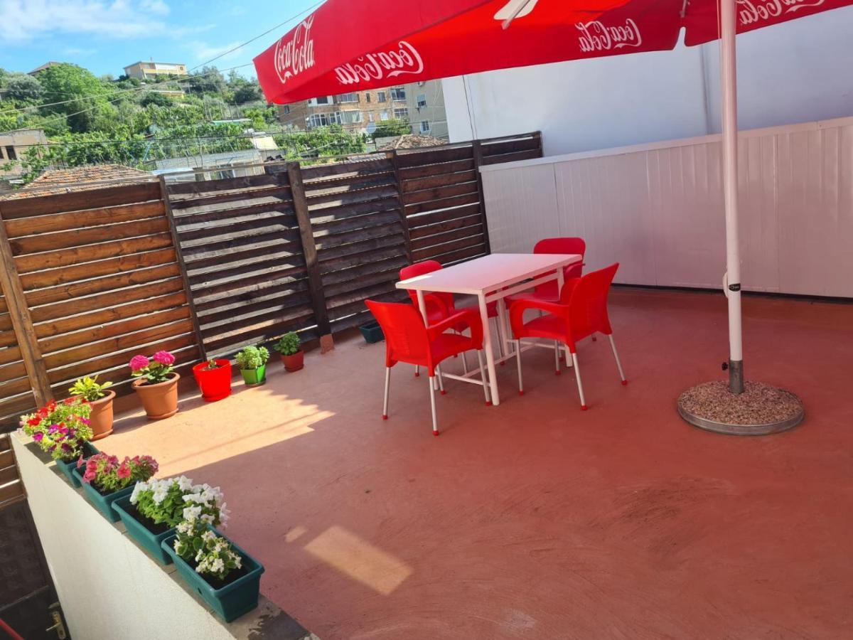 Vila 32 Berat Esterno foto